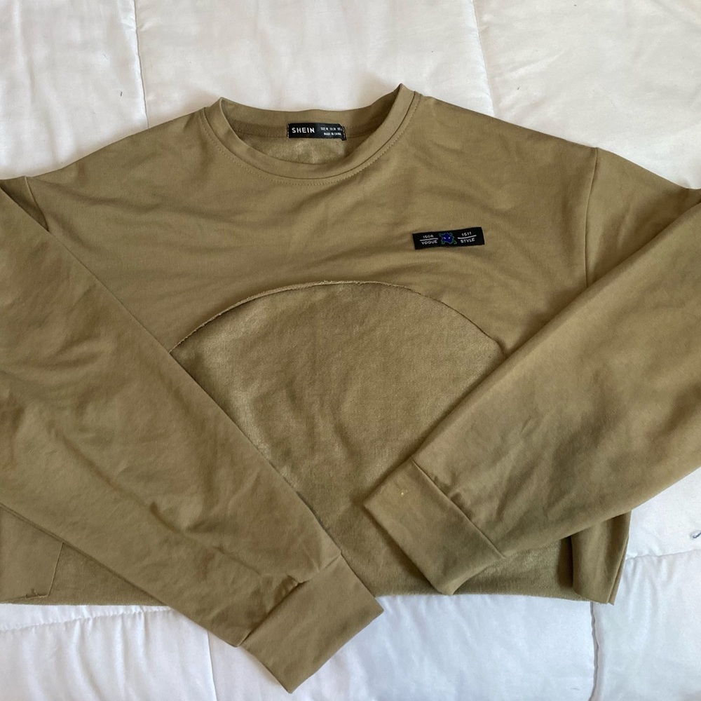 Shein, size medium, crop top sweatshirt